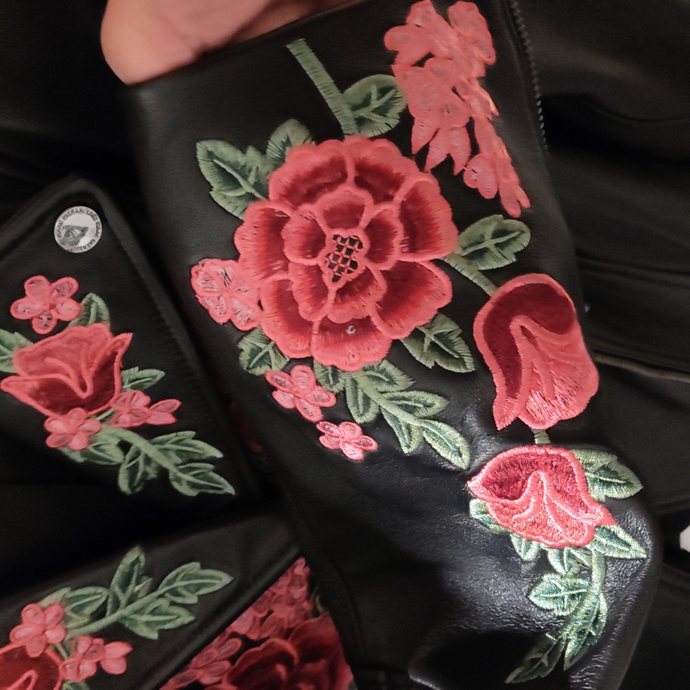 New Black leather Jacket w/embroidery - Picture 11 of 14